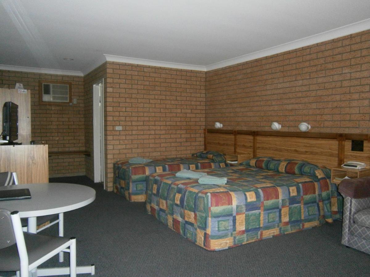 Aaron Inn Motel Narrabri Exterior foto