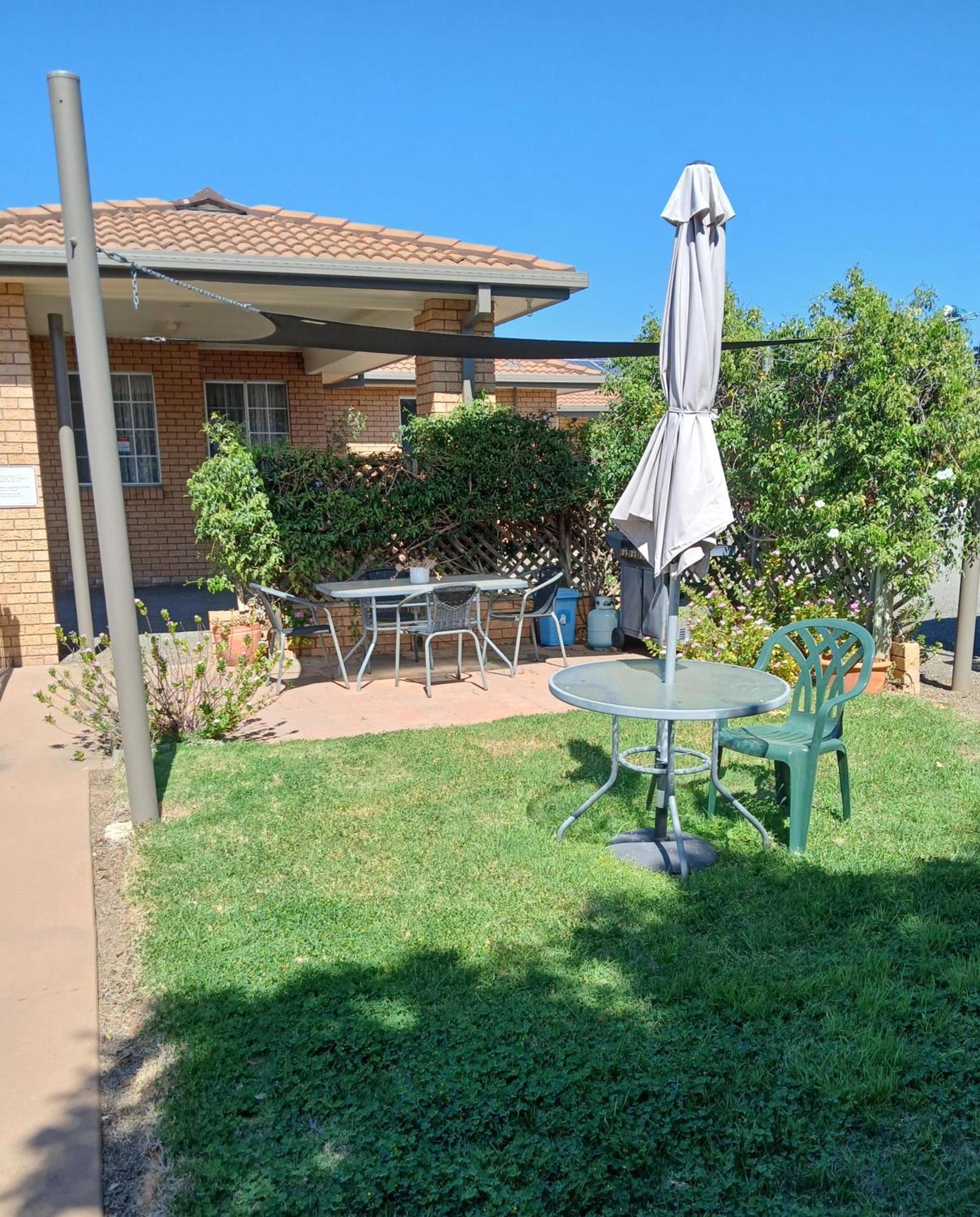 Aaron Inn Motel Narrabri Exterior foto